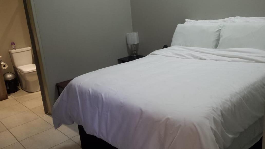 La One Rosebank Stay Johannesburg Luaran gambar