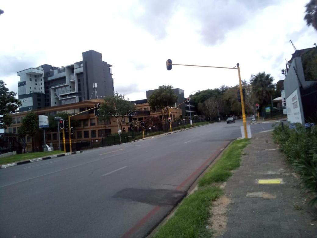 La One Rosebank Stay Johannesburg Luaran gambar